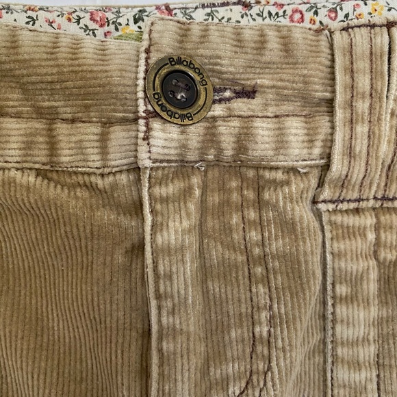 Billabong Brown Corduroy Mini/Mid length Casual Skirt. Sz 6 - Picture 7 of 15
